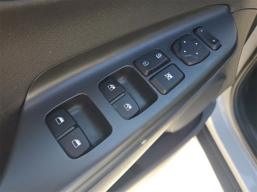 Thumbnail: 2023 Hyundai Kona - 18