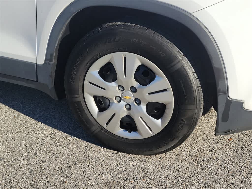 Thumbnail: 2019 Chevrolet Trax - 5