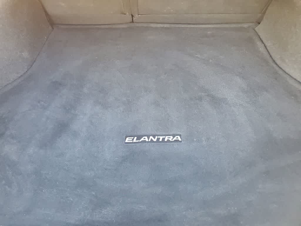 Thumbnail: 2013 Hyundai Elantra - 8