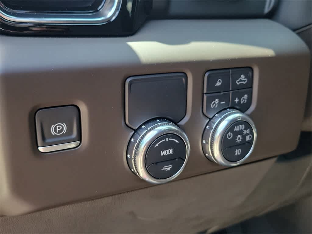 Thumbnail: 2023 GMC Sierra 1500 - 21