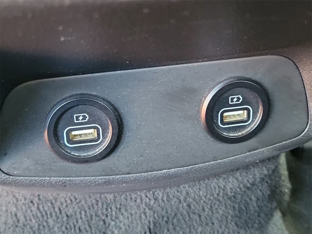 Thumbnail: 2023 Hyundai Santa Fe - 10