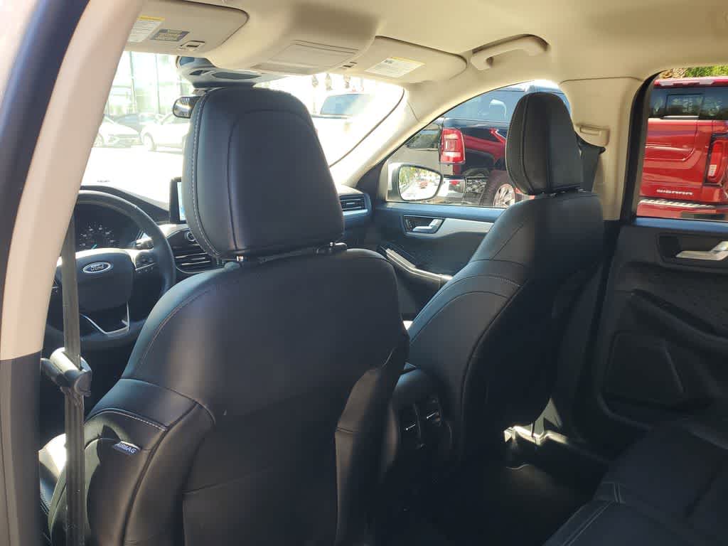 Thumbnail: 2020 Ford Escape - 11