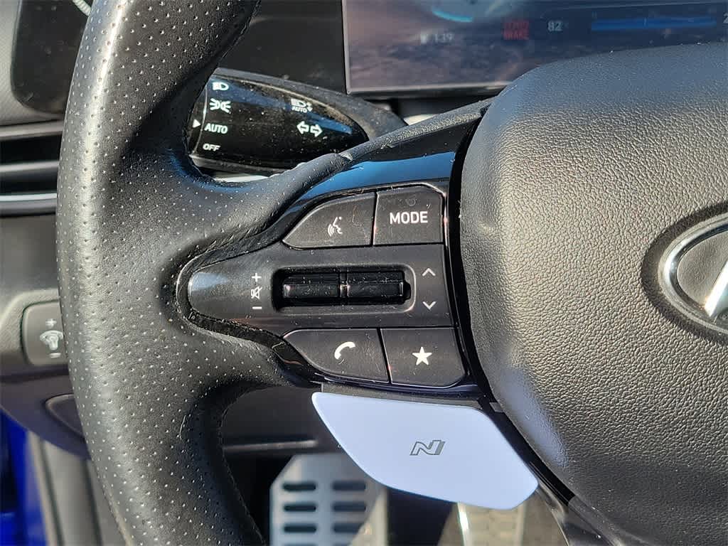 Thumbnail: 2023 Hyundai Elantra - 22