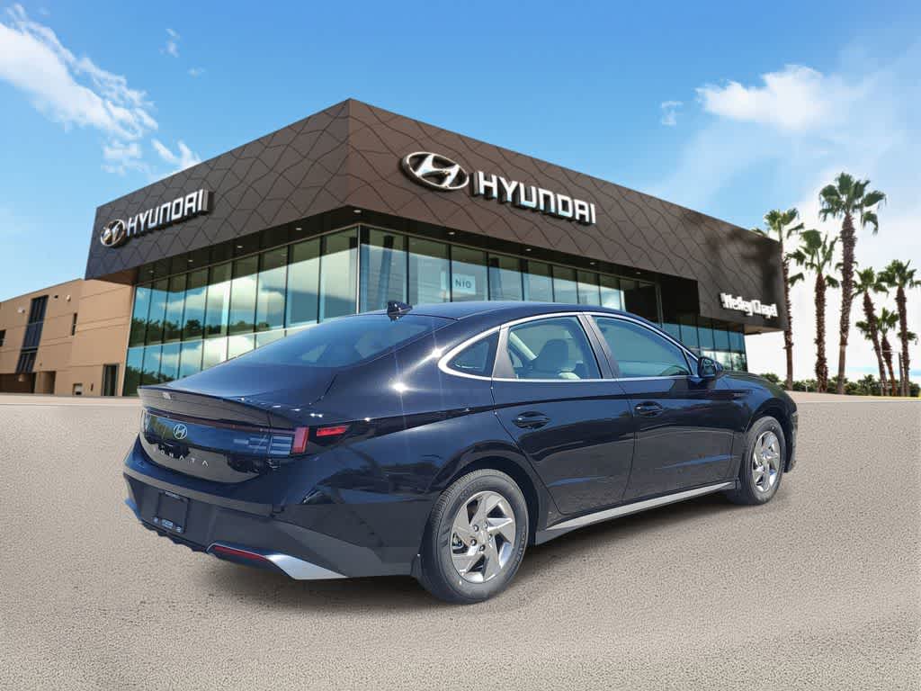 Thumbnail: 2026 Hyundai Sonata - 3
