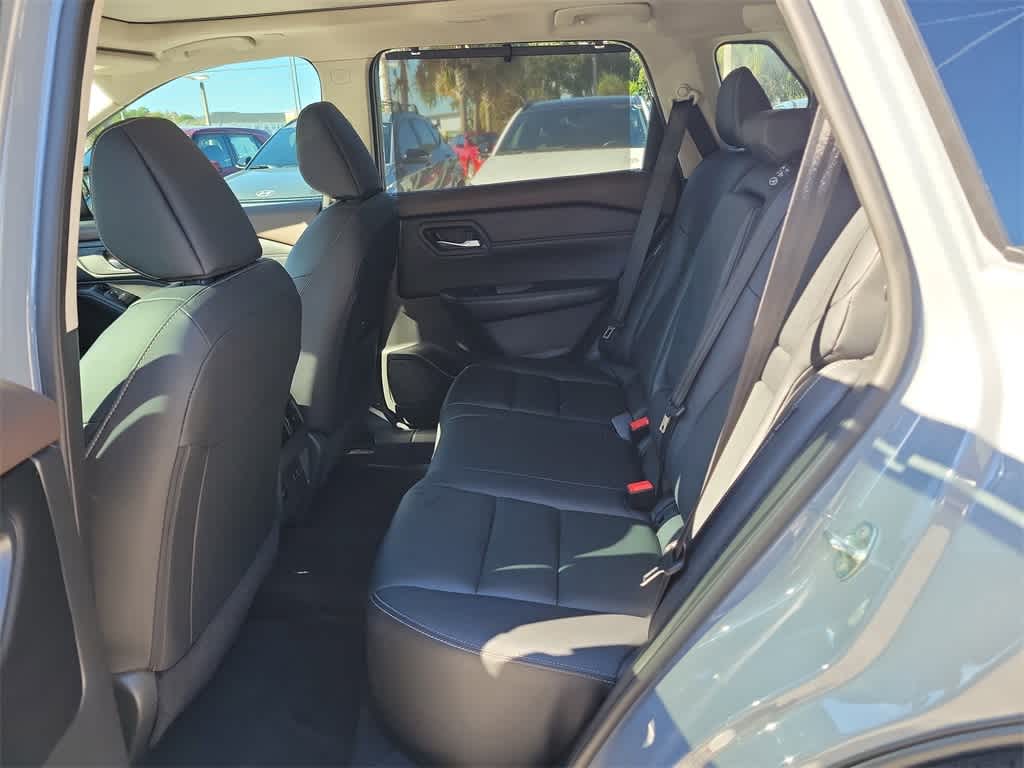 Thumbnail: 2023 Nissan Rogue - 11