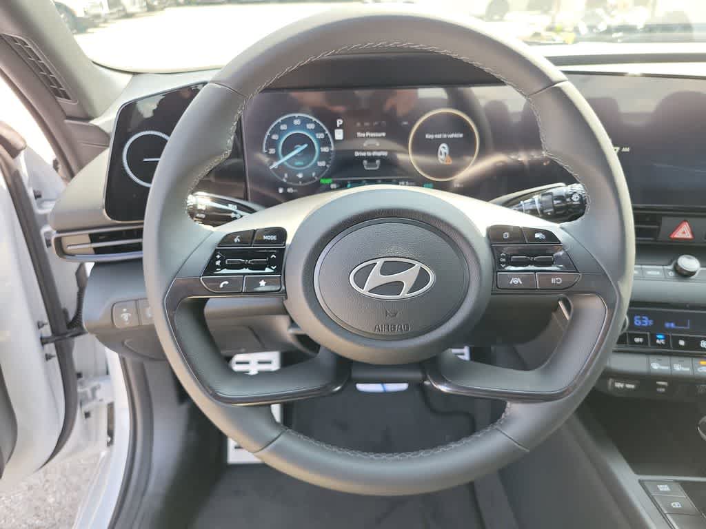 Thumbnail: 2025 Hyundai Elantra - 23