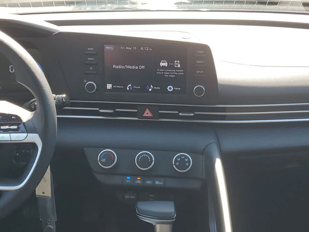 Thumbnail: 2024 Hyundai Elantra - 15