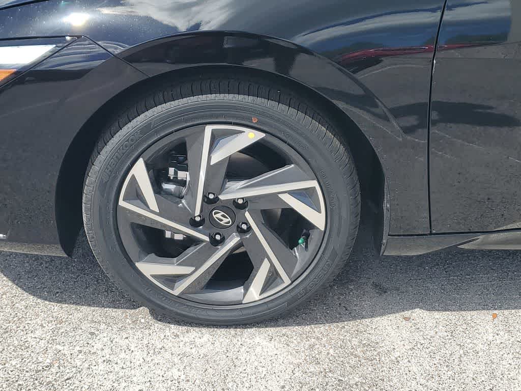 Thumbnail: 2026 Hyundai Elantra - 5