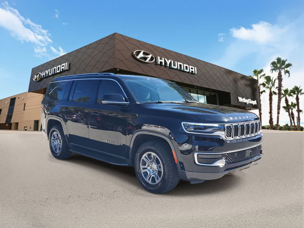 Thumbnail: 2022 Jeep Wagoneer - 4