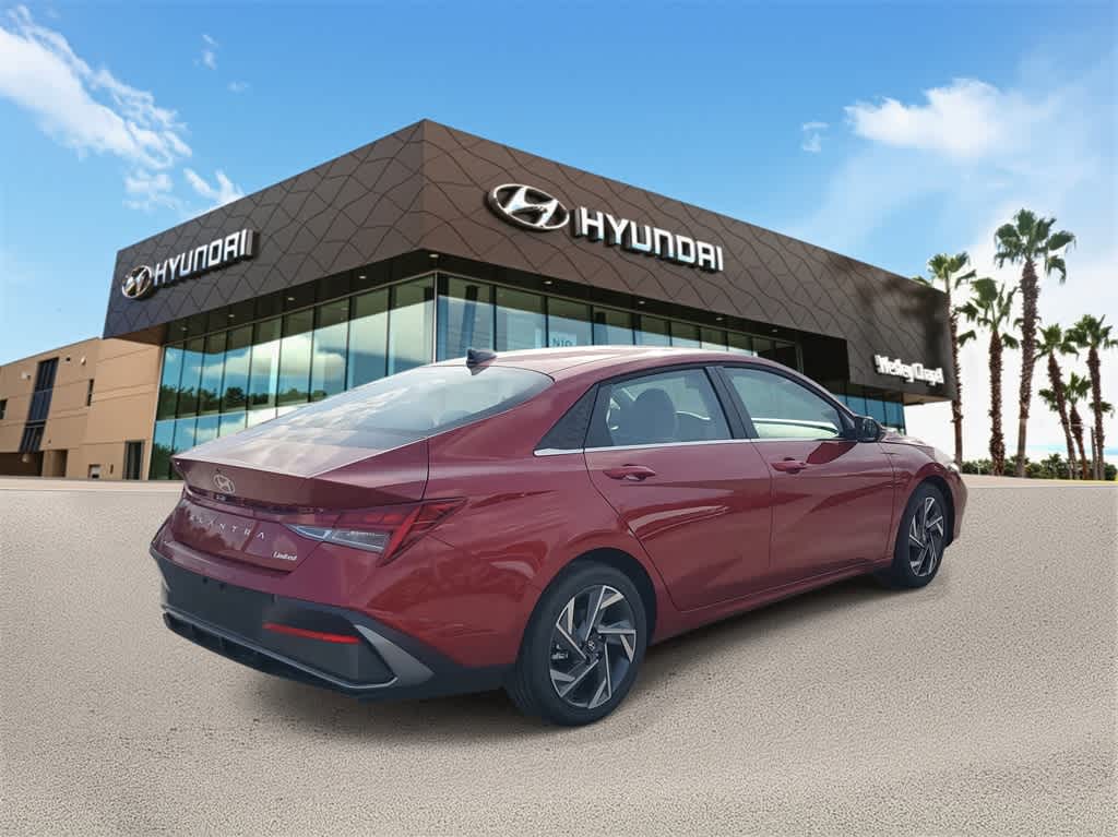 Thumbnail: 2025 Hyundai Elantra - 3
