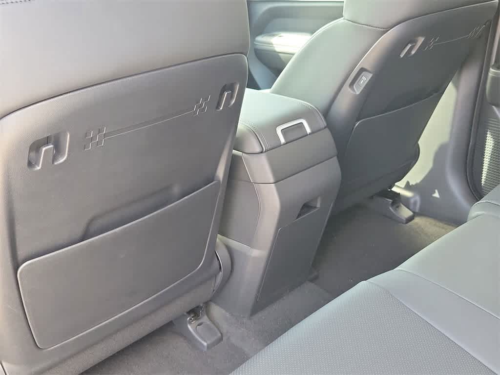 Thumbnail: 2026 Hyundai Santa Fe - 12