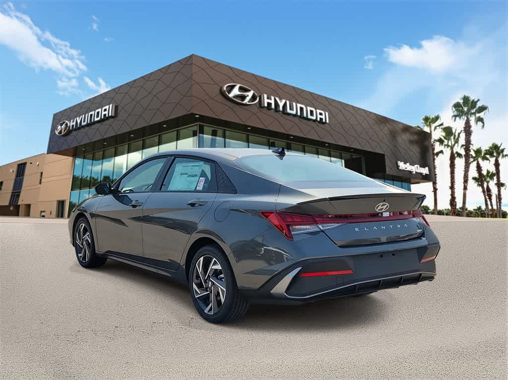 Thumbnail: 2025 Hyundai Elantra - 2