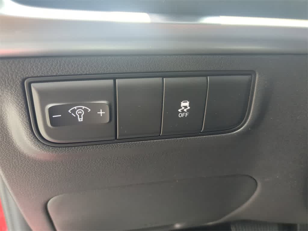 2025 Hyundai Tucson SE 7