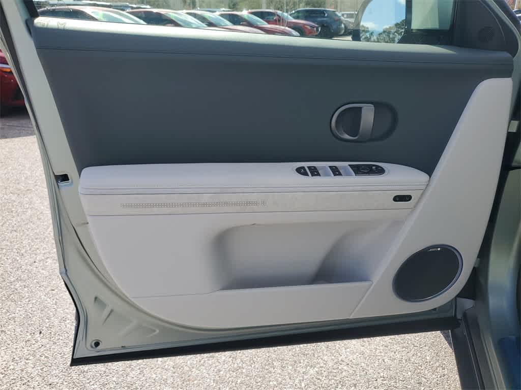 Thumbnail: 2026 Hyundai Ioniq 5 - 17