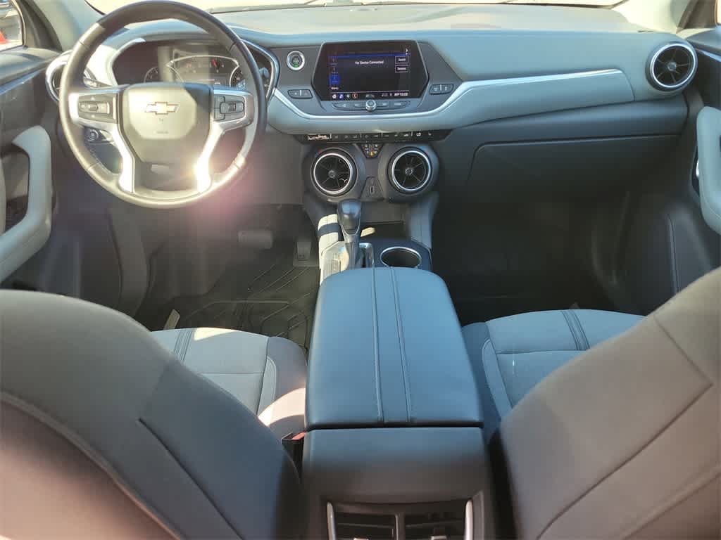 Thumbnail: 2020 Chevrolet Blazer - 12