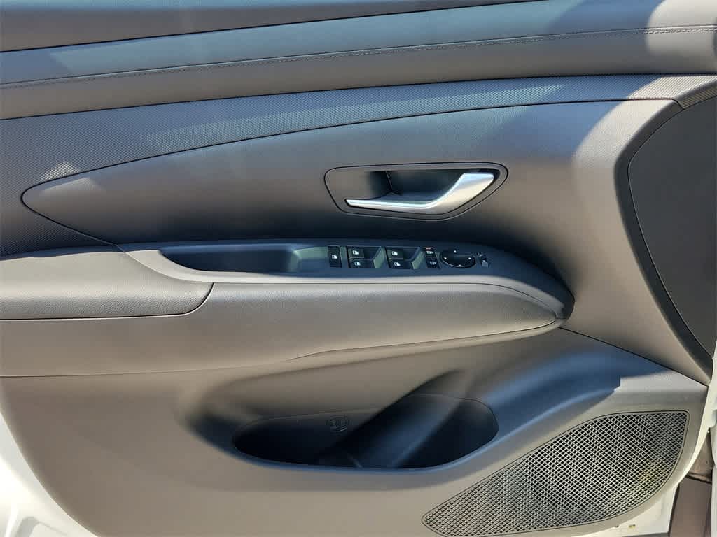 Thumbnail: 2025 Hyundai Tucson - 16