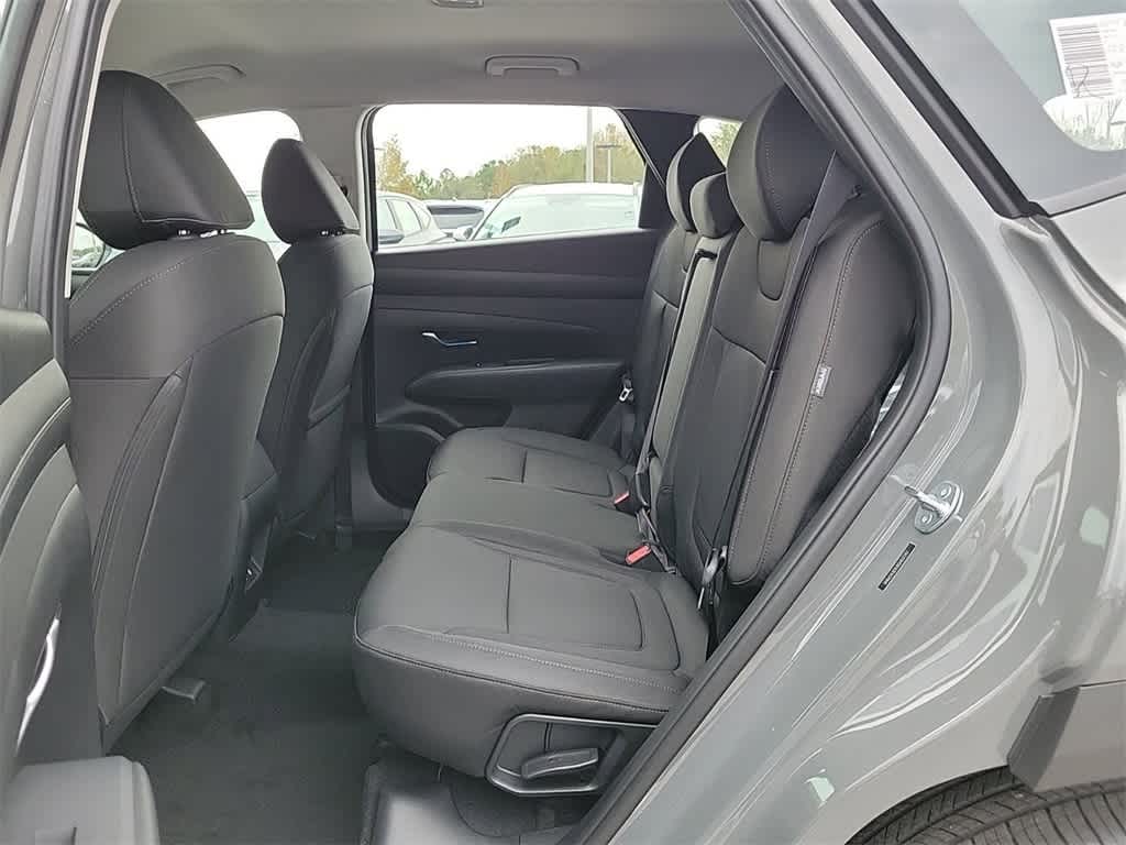 Thumbnail: 2025 Hyundai Tucson - 18