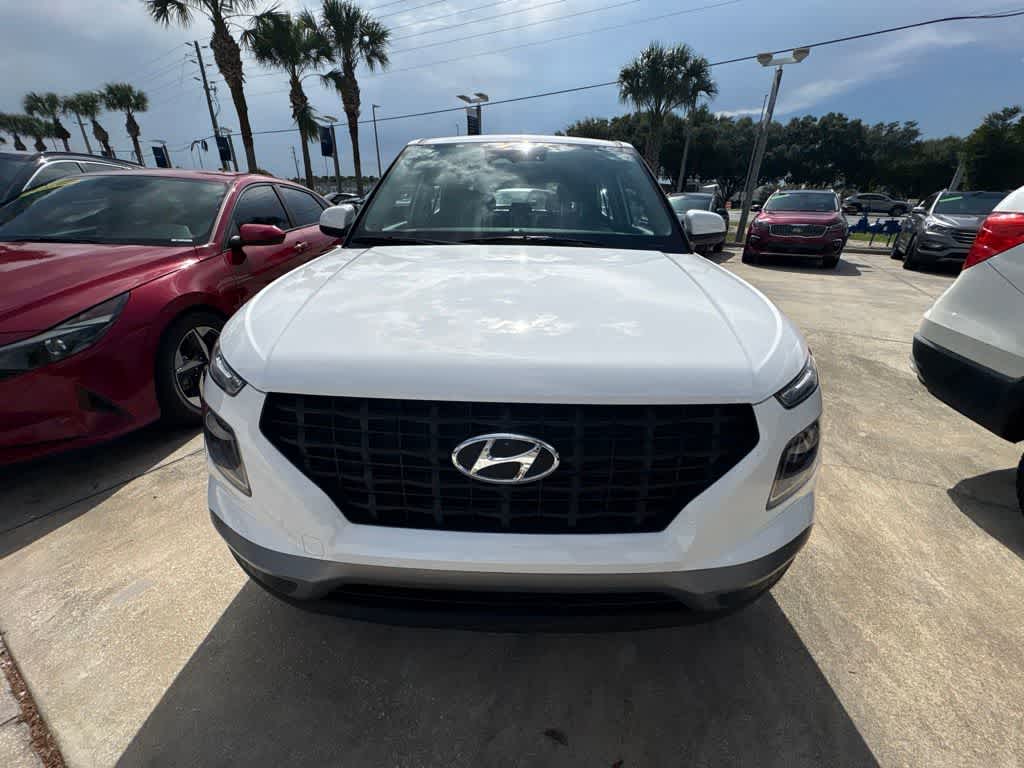 Thumbnail: 2024 Hyundai Venue - 2