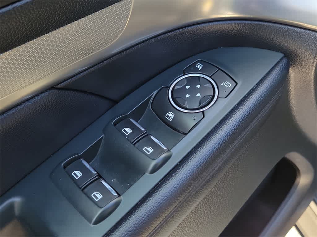 Thumbnail: 2018 Ford Explorer - 16