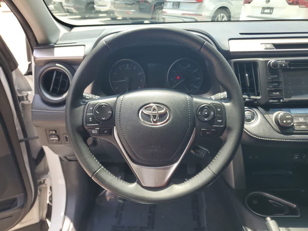 Thumbnail: 2018 Toyota RAV4 - 24