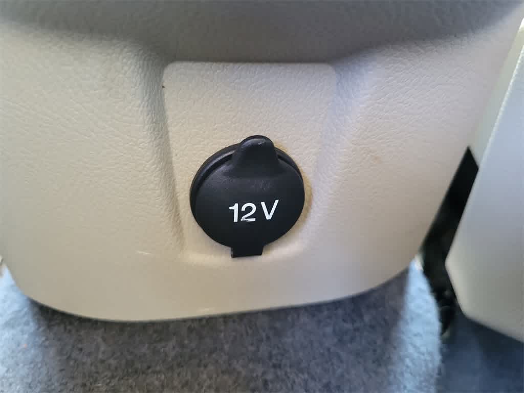 Thumbnail: 2012 Ford Focus - 13