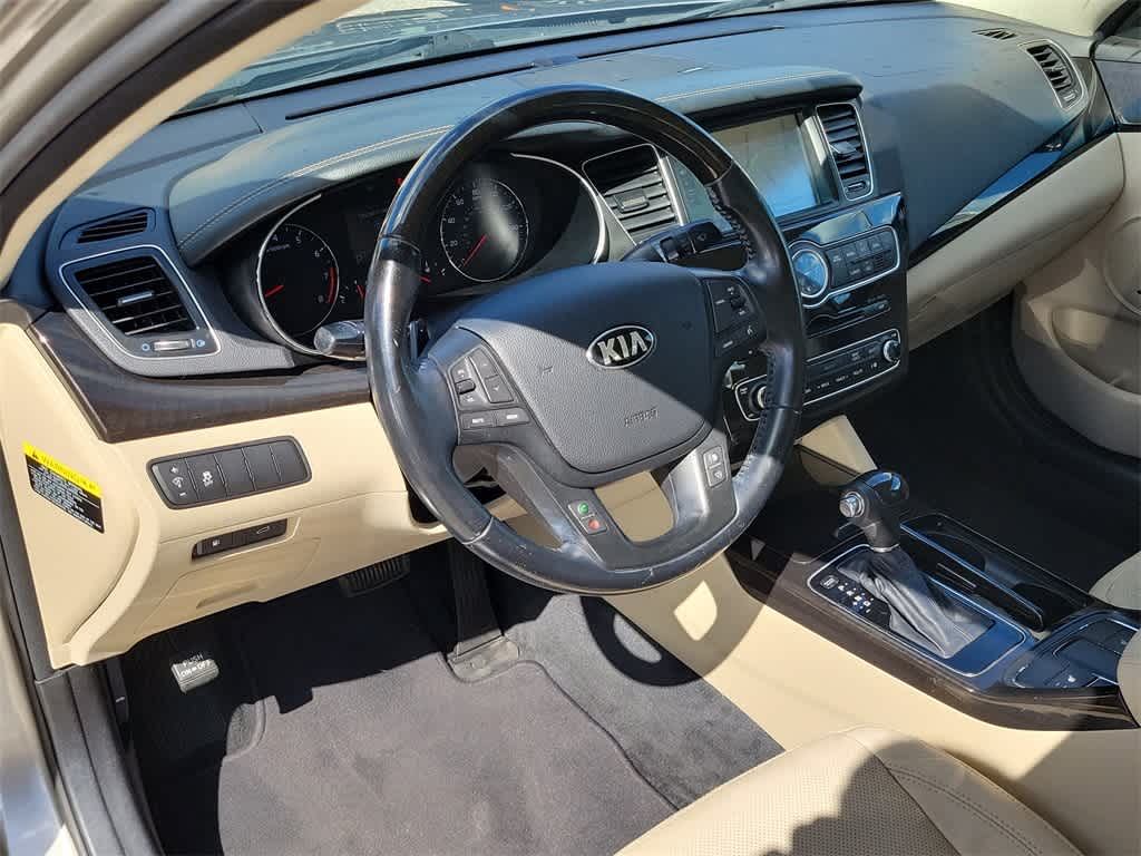 2015 Kia Cadenza Premium 11