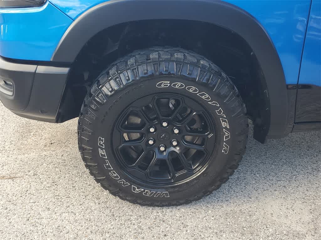 Thumbnail: 2025 RAM 1500 - 5