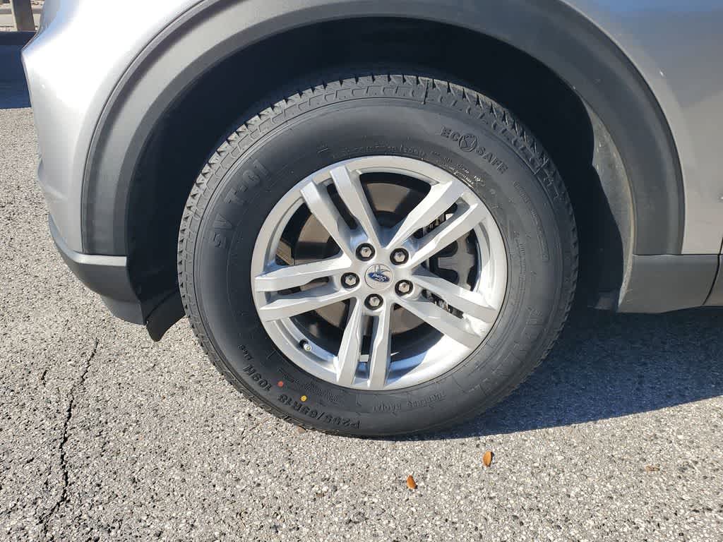 Thumbnail: 2022 Ford Explorer - 5