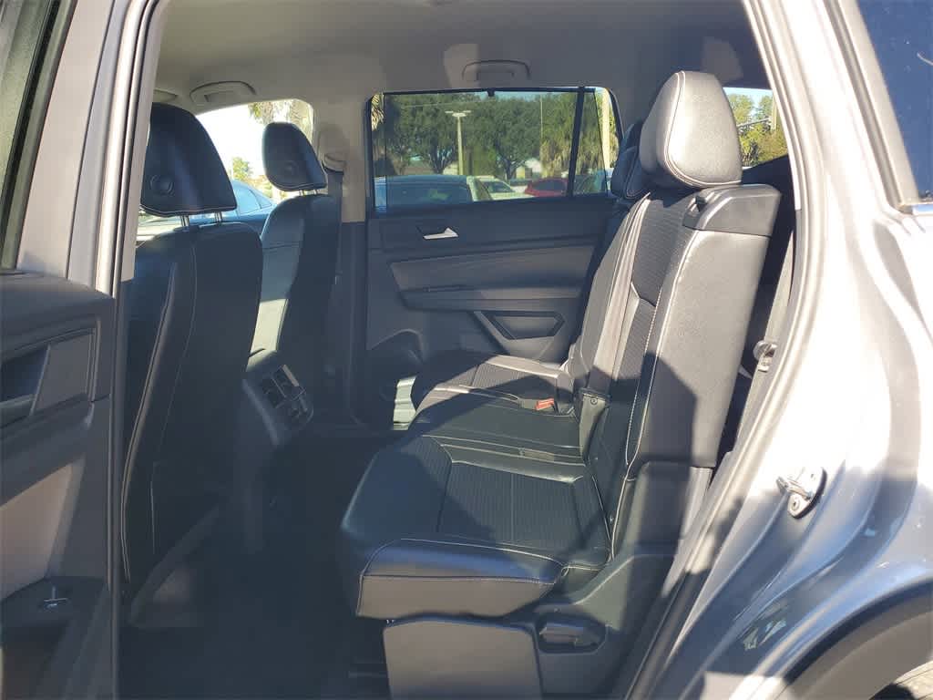 Thumbnail: 2022 Volkswagen Atlas - 9