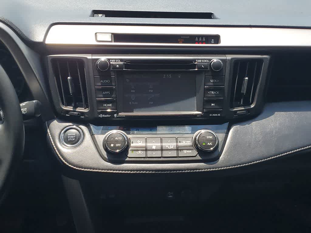 Thumbnail: 2018 Toyota RAV4 - 16