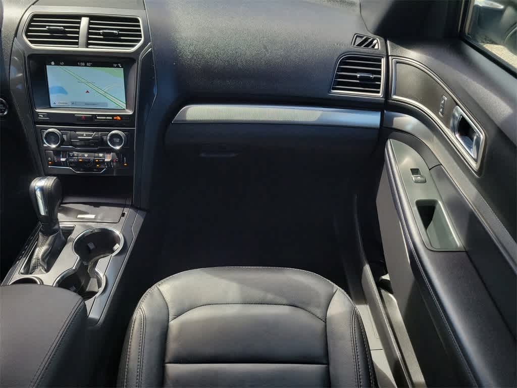 Thumbnail: 2018 Ford Explorer - 12