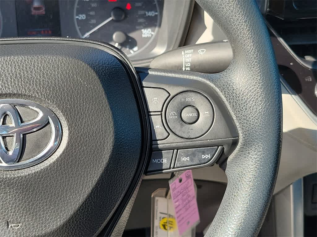 2023 Toyota Corolla Cross L 18