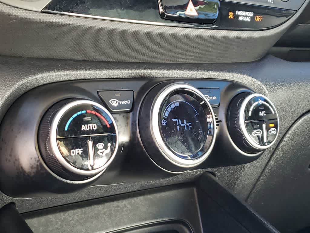 Thumbnail: 2024 Hyundai Venue - 28