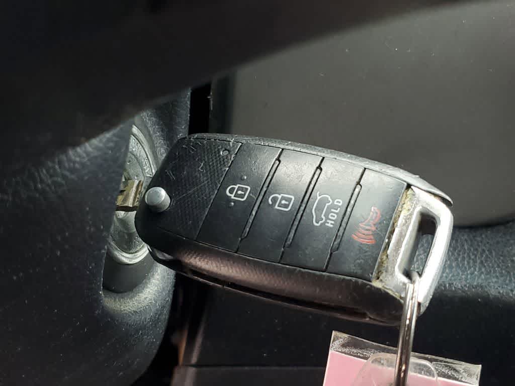 Thumbnail: 2015 Kia Sportage - 29