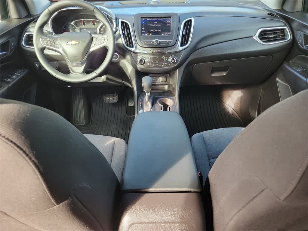 Thumbnail: 2024 Chevrolet Equinox - 16