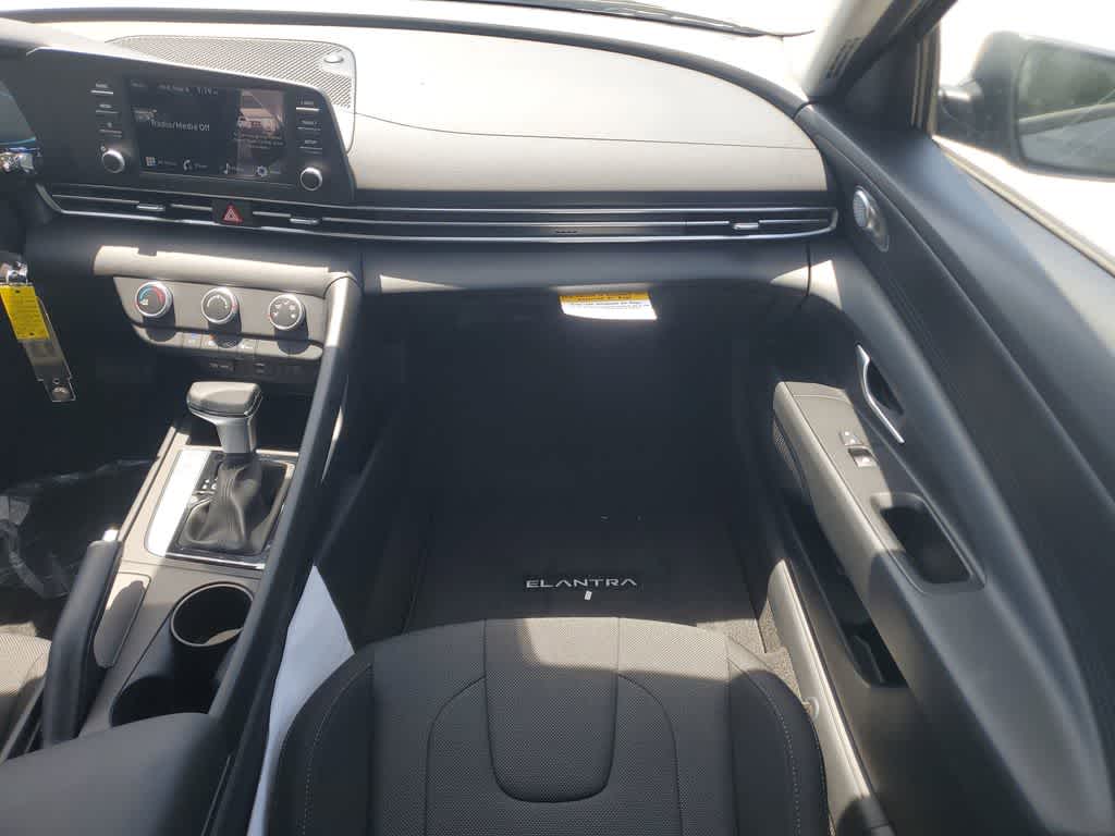 Thumbnail: 2026 Hyundai Elantra - 14