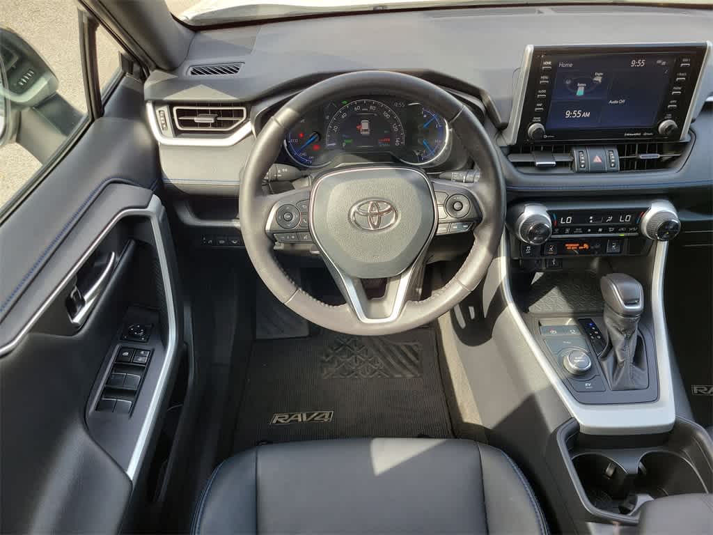 Thumbnail: 2021 Toyota RAV4 - 12