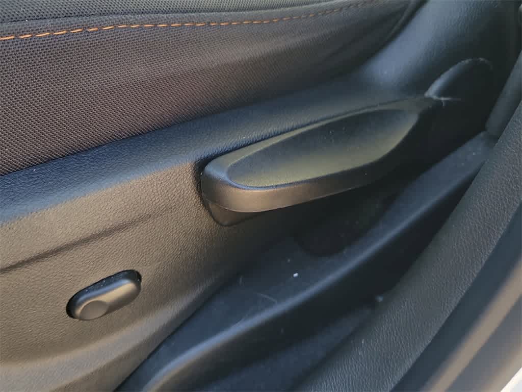 Thumbnail: 2019 Chevrolet Trax - 19