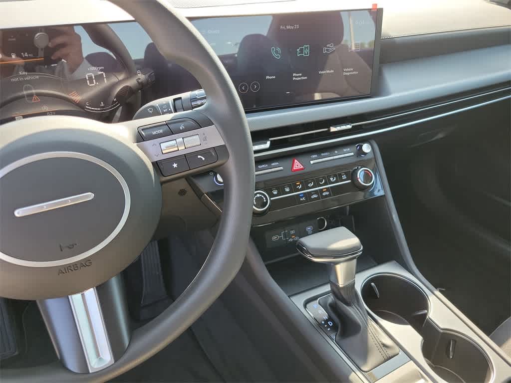 2025 Hyundai Sonata SE 30