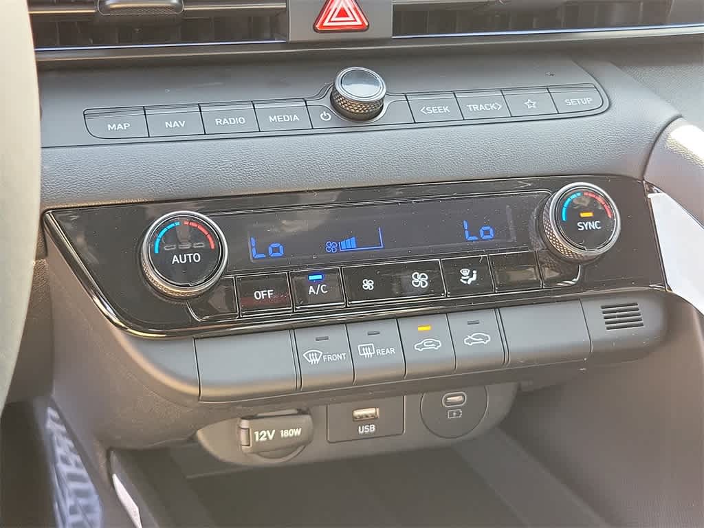 Thumbnail: 2025 Hyundai Elantra - 28