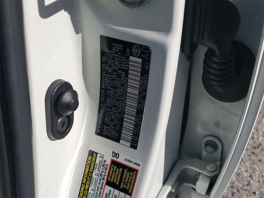 Thumbnail: 2015 Toyota Corolla - 18