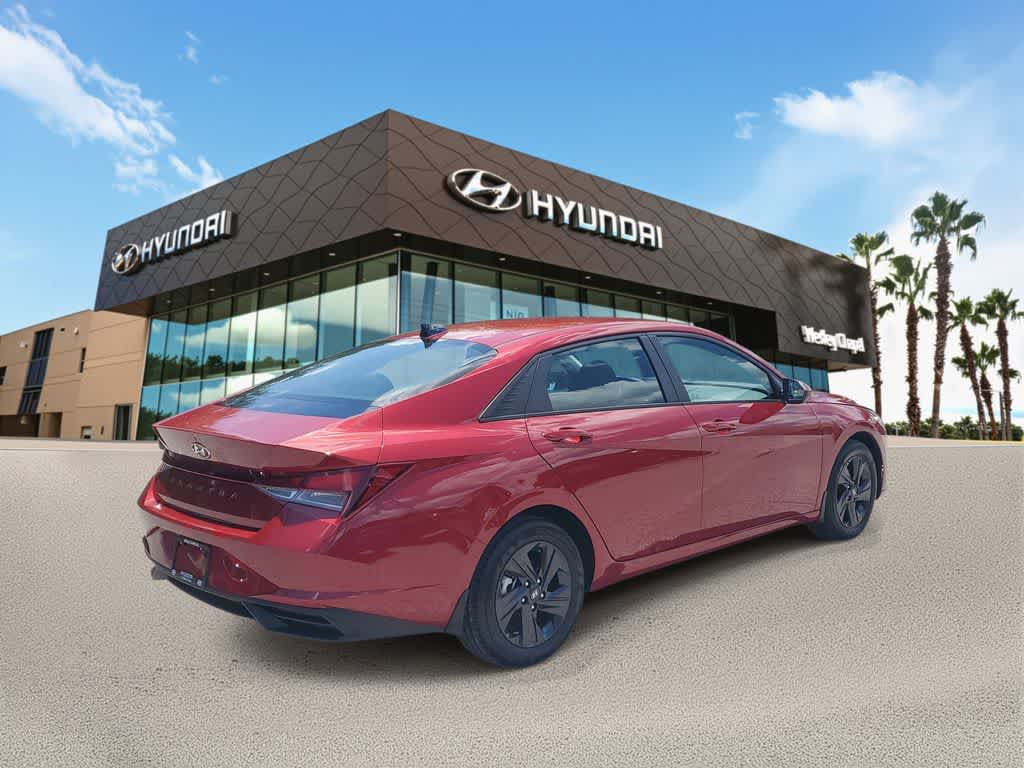 Thumbnail: 2023 Hyundai Elantra - 3