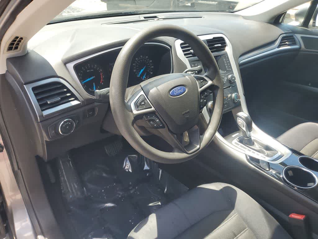 Thumbnail: 2013 Ford Fusion - 24