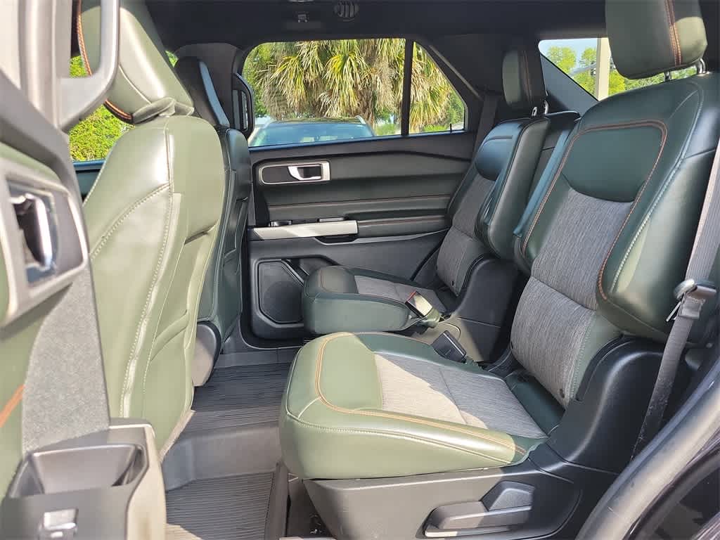 Thumbnail: 2022 Ford Explorer - 7