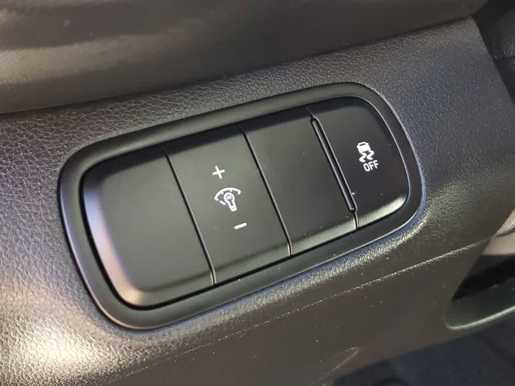 Thumbnail: 2024 Hyundai Venue - 20