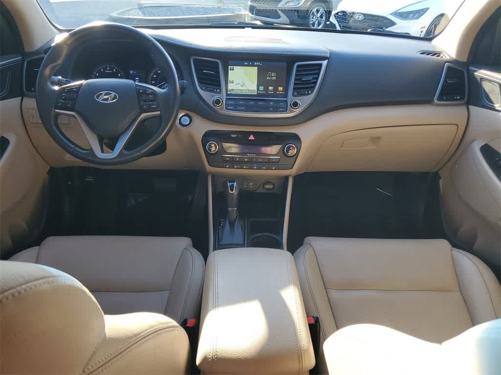 Thumbnail: 2017 Hyundai Tucson - 12