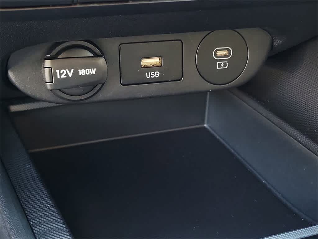 Thumbnail: 2024 Hyundai Elantra - 30