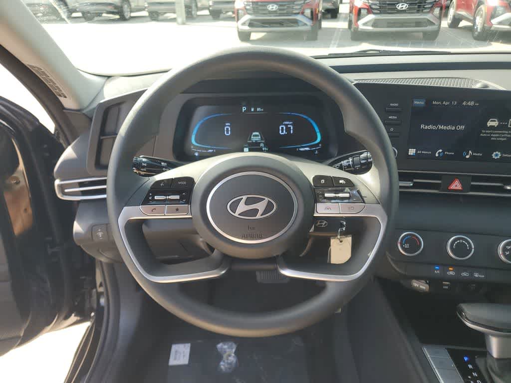 Thumbnail: 2026 Hyundai Elantra - 24