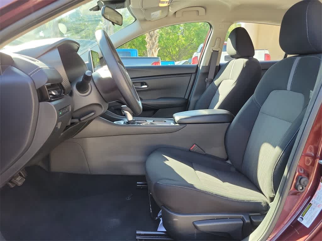 Thumbnail: 2024 Nissan Sentra - 14