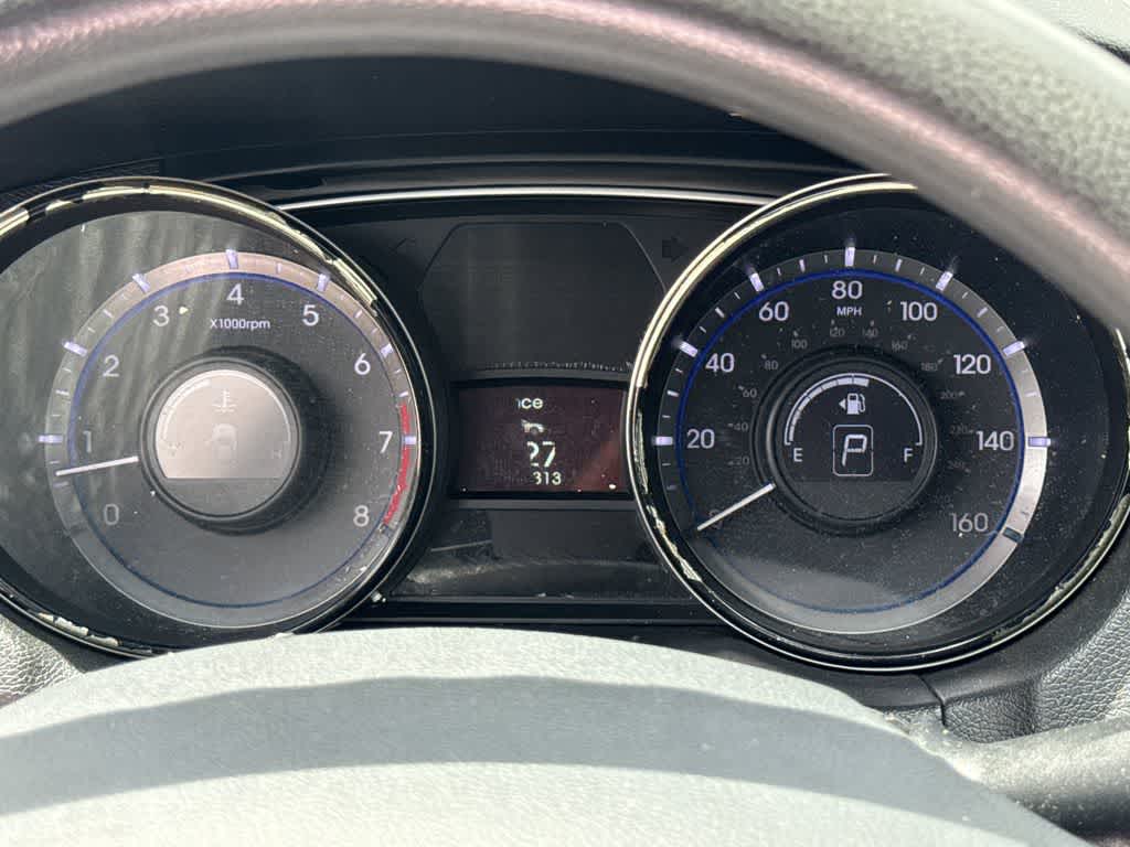Thumbnail: 2013 Hyundai Sonata - 23